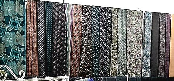 اجناس داخل مغازه