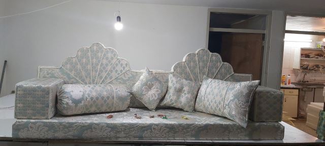 تولیدی پشتی خلیجی و مبل سنتی نجفی