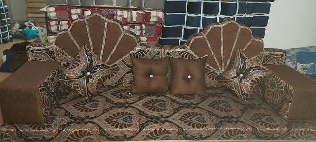 تولیدی پشتی خلیجی و مبل سنتی نجفی