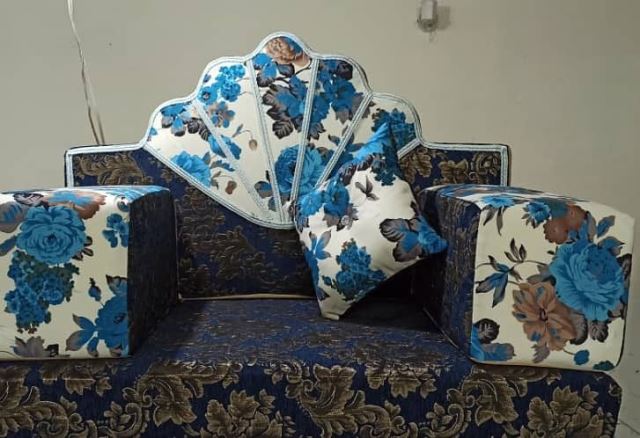 تولیدی پشتی خلیجی و مبل سنتی نجفی