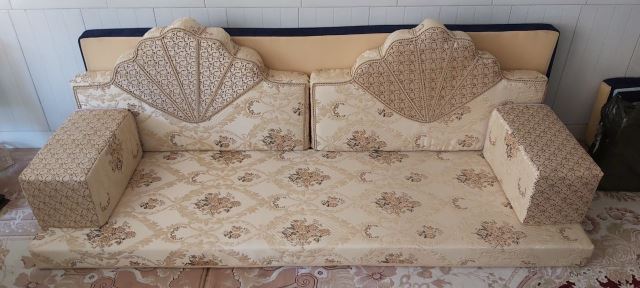 تولیدی پشتی خلیجی و مبل سنتی نجفی