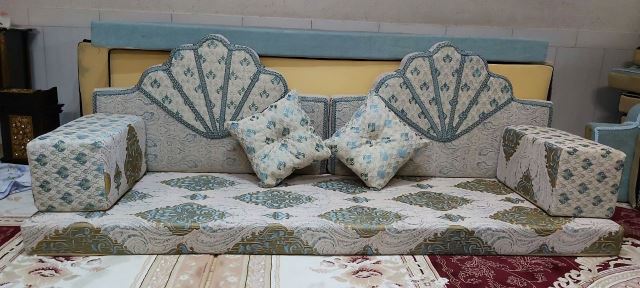 تولیدی پشتی خلیجی و مبل سنتی نجفی