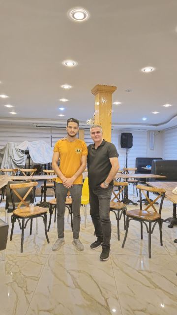 یک قاب و تصویر بینظیر با مدیرعامل شرکت اینوتی تاپ منیجر علی معارفی