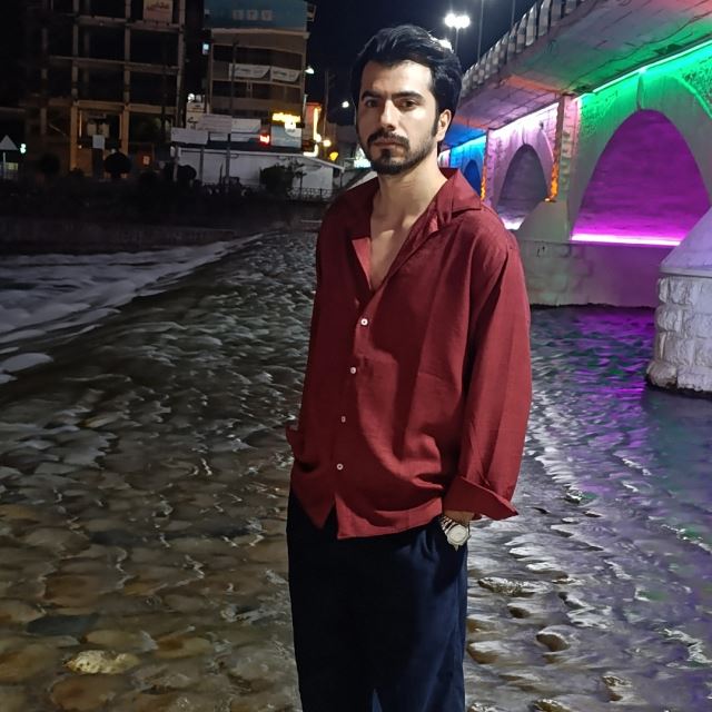 میلاد رمضانپور (شرکت اینوتی) 