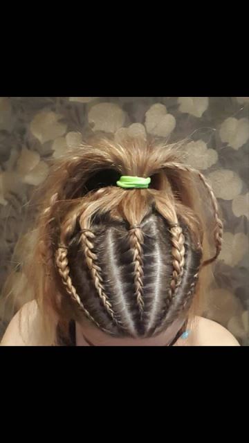 آموزشگاه پدیده شهر