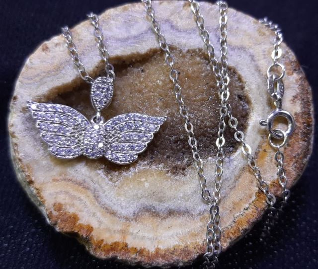 گردن اویز بال فرشته