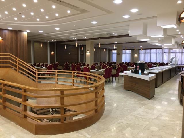 هتل 4 ستاره ساران