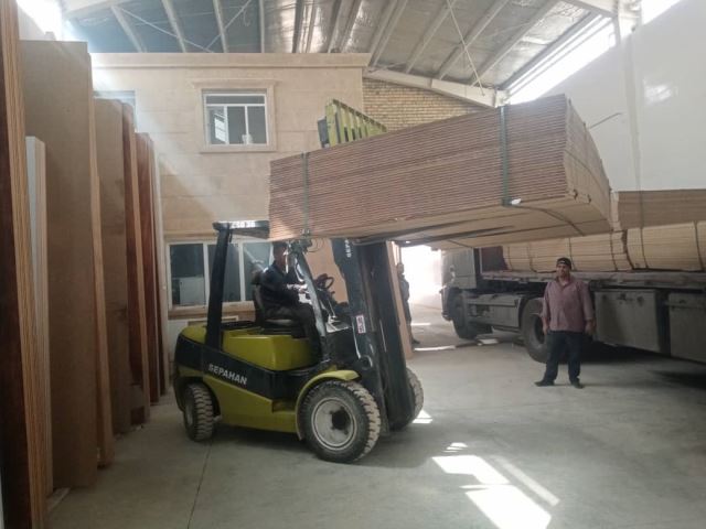 لیفتراک اجاره ای