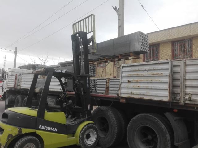 لیفتراک اجاره ای