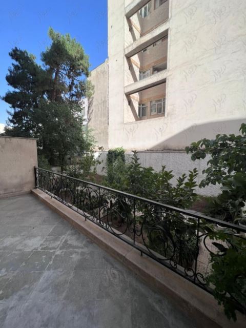 فروش تک خواب , ظفر