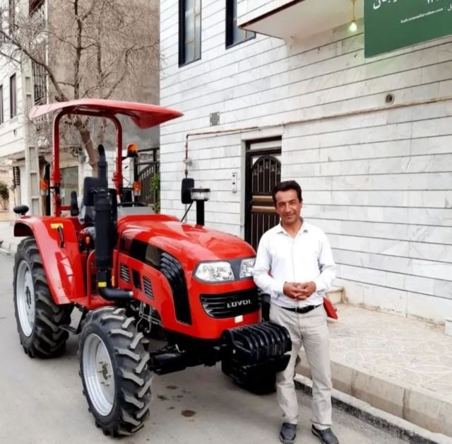 تراکتور لوول 404