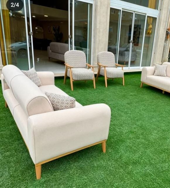 مبل مینی‌مال باران