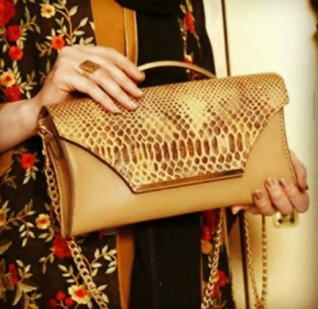 کیف زنانه چرم گاوی دست دوز 