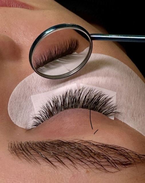 اکستنشن مژه در شیخ بهایی