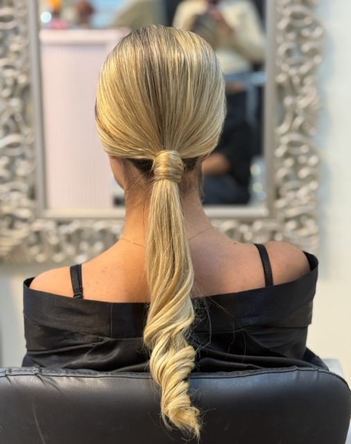 خدمات مو در سالن شیخ بهایی