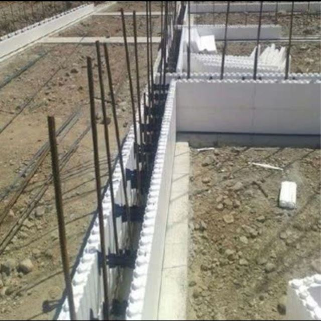 اجرای قالب ICF بر روی فونداسیون تا سقف