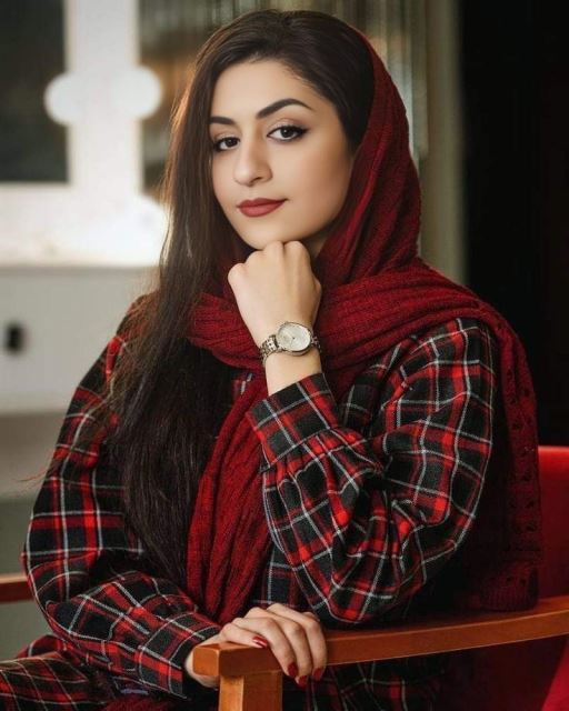 مبینافیروزه(کارشناس ارشد شرکت آینوتی)