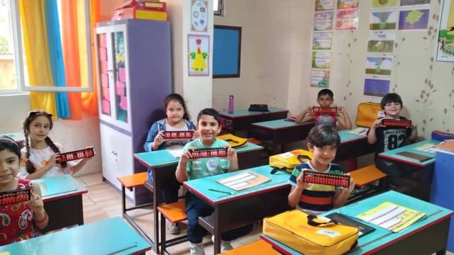 کارآموزان آموزشگاه