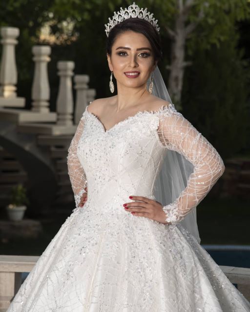 کرایه لباس عروس در اصفهان