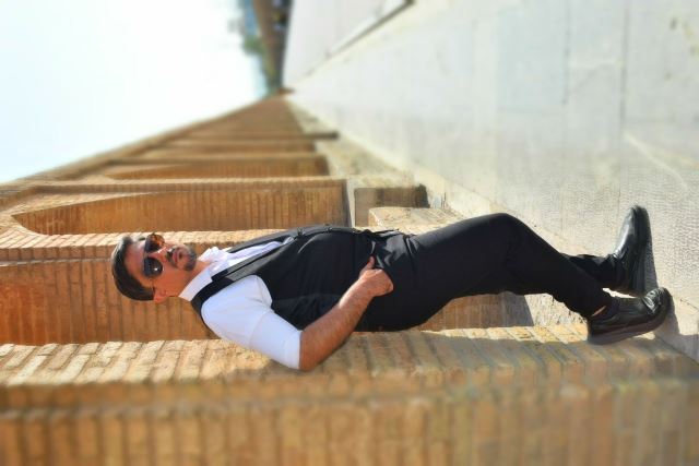 من در سی و سه پل