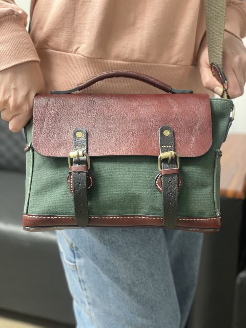 کیف دیپلمات