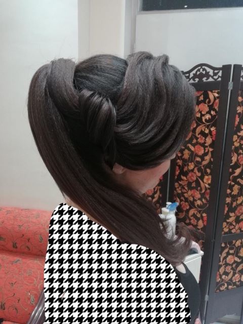 شنیون باز