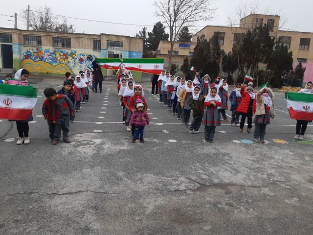 بهترین دبستان غیردولتی دخترانه ورنامخواست
