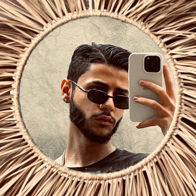 کارشناس خدمات