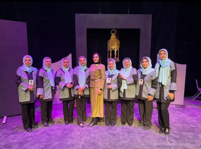 فانوس طلایی