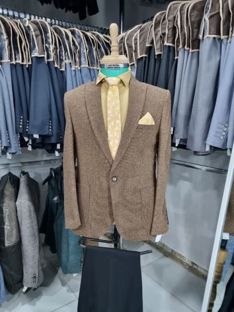 مرکز خرید کت و شلوار در اصفهان