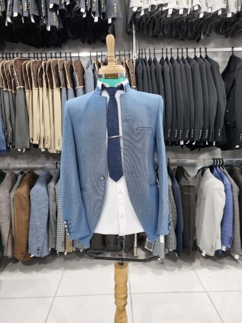 مرکز خرید کت و شلوار در اصفهان