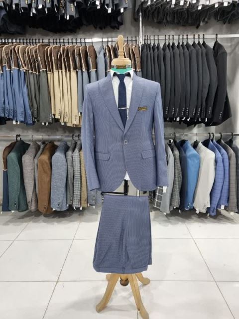 مرکز خرید کت و شلوار در اصفهان