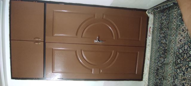 رنگ آمیزی درب چوبی 