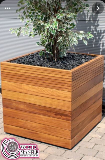 گلدانهای باغچه ای