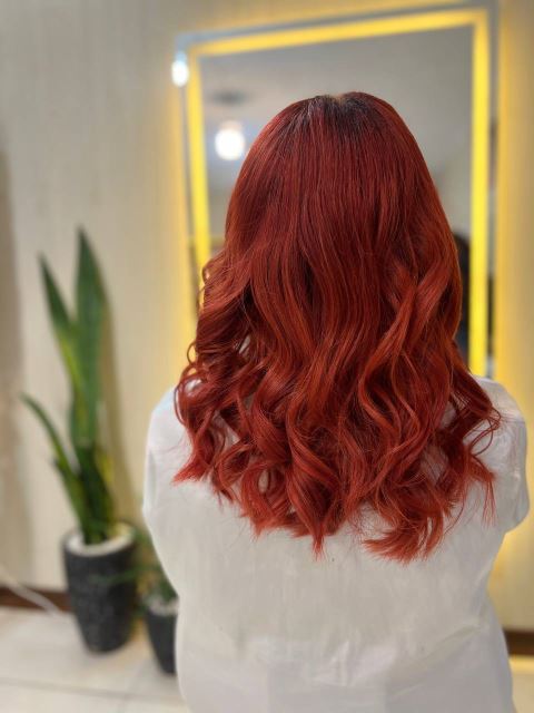 رنگساژ قرمزآتشین موی آمبره