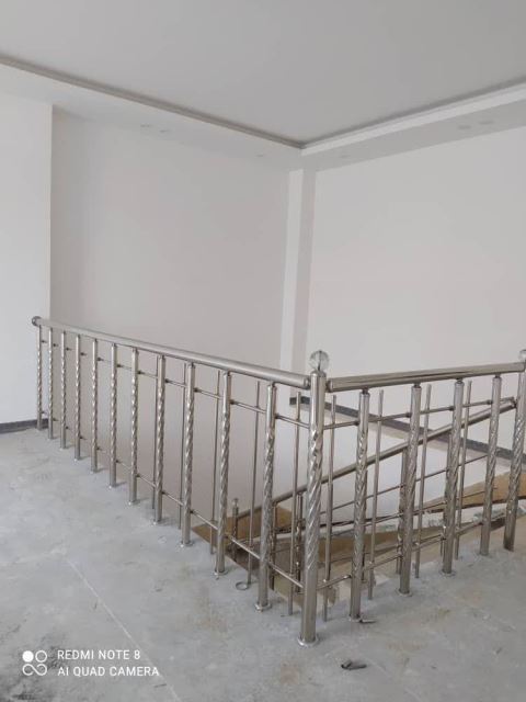 نرده استیل طرح دار