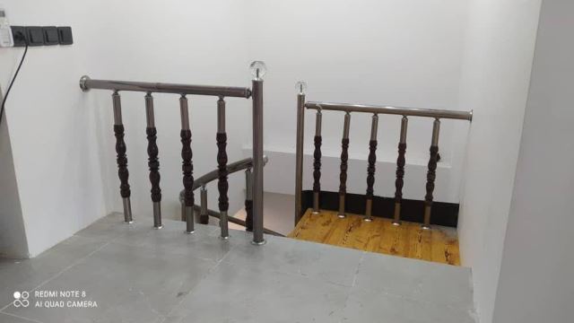 نرده چوب دو سر گلابی