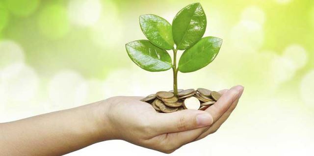 کمک به خیریه