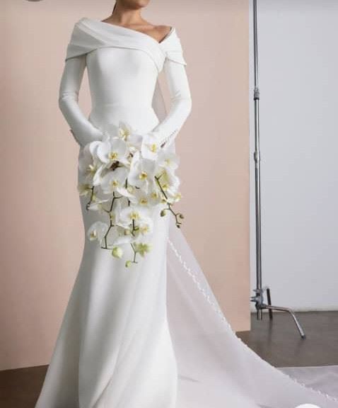 طراحی و دوخت لباس شب و عروس