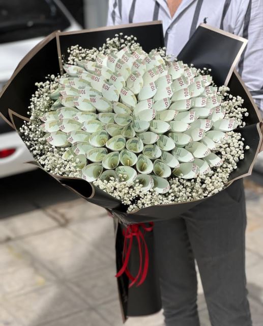 دسته گل پول آرایی