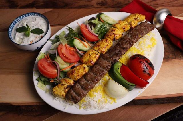 چلو کباب وزیری