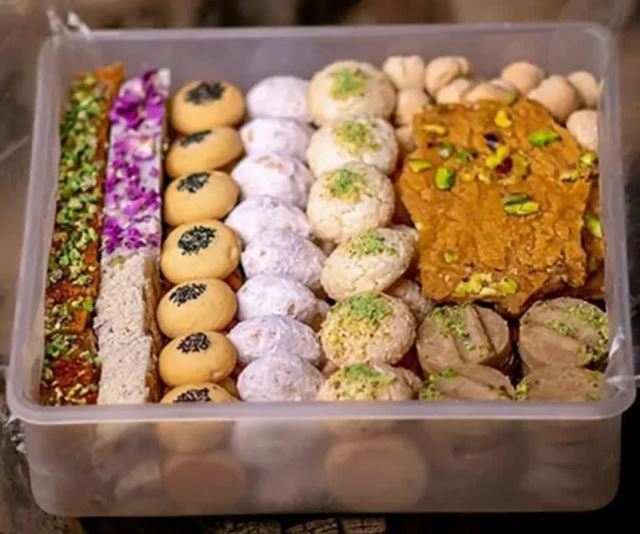 شیرینی مخلوط