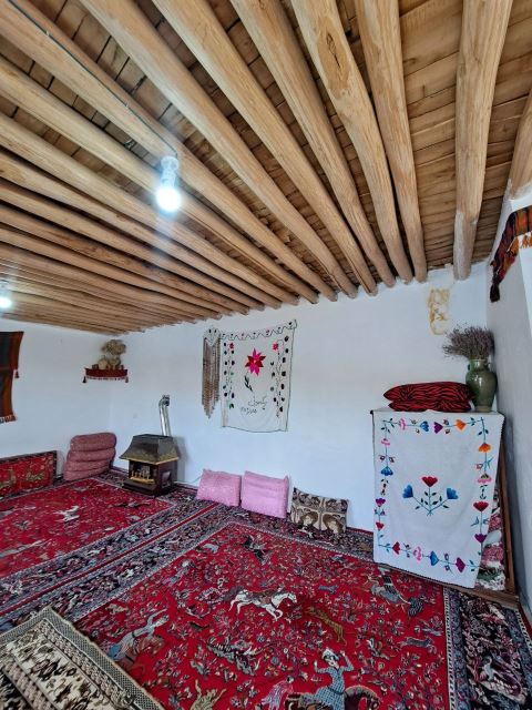 اقامتگاه بومگردی علی