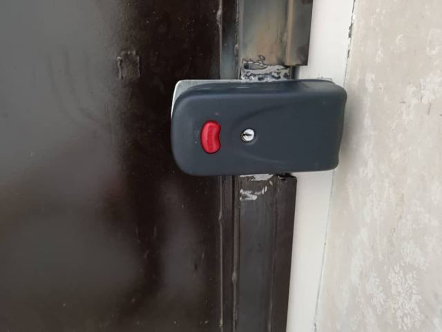 قفل درب در زنجان