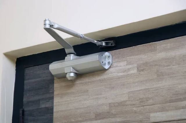 نمایندگی جک آرام بند در زنجان