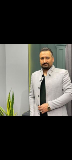 مصطفی خاکی
