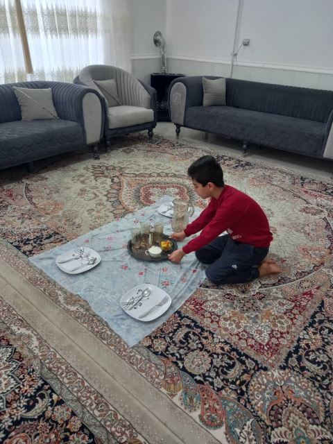 کمک به خانواده