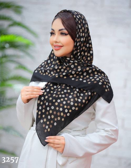 روسری گل ریز