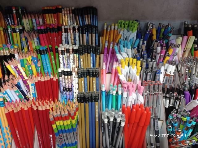 خودکار و مداد