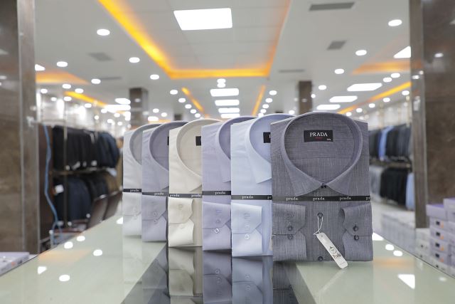 پیراهن مردانه